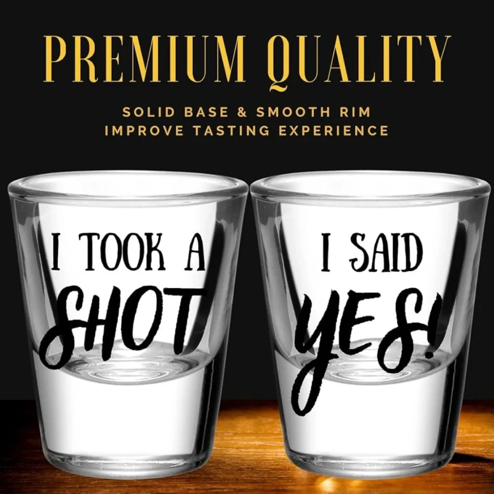 [5x$25] ⭐️ NEW 2-Pack Mr. & Mrs. Wedding Shot Glass Set Engagement Gift - NWT